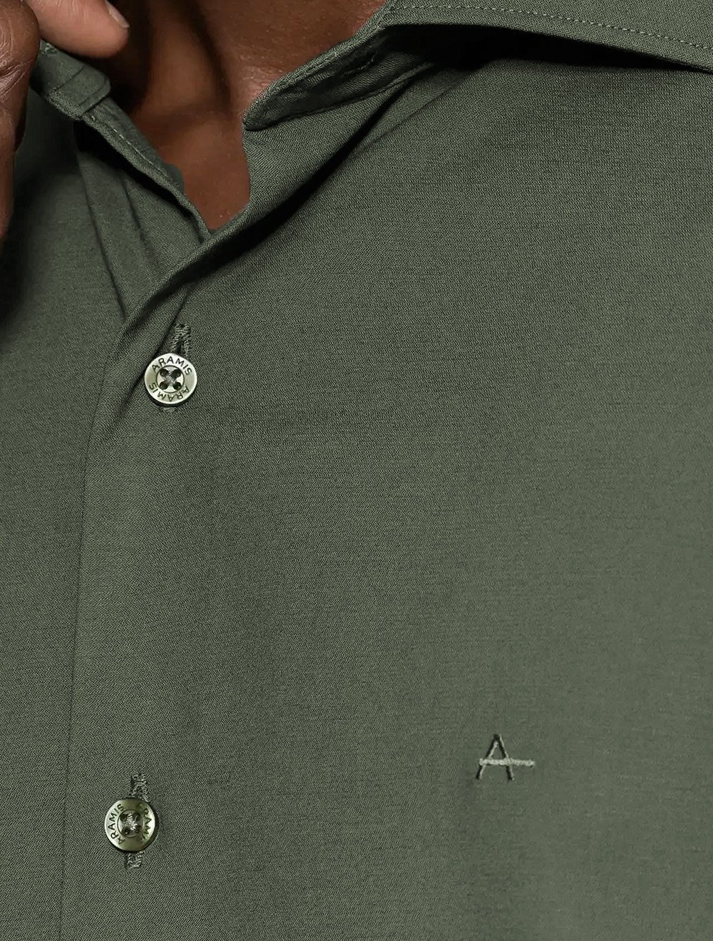 Camisa Aramis Masculina Slim Stretch Poliviscose de Bambu Verde Militar