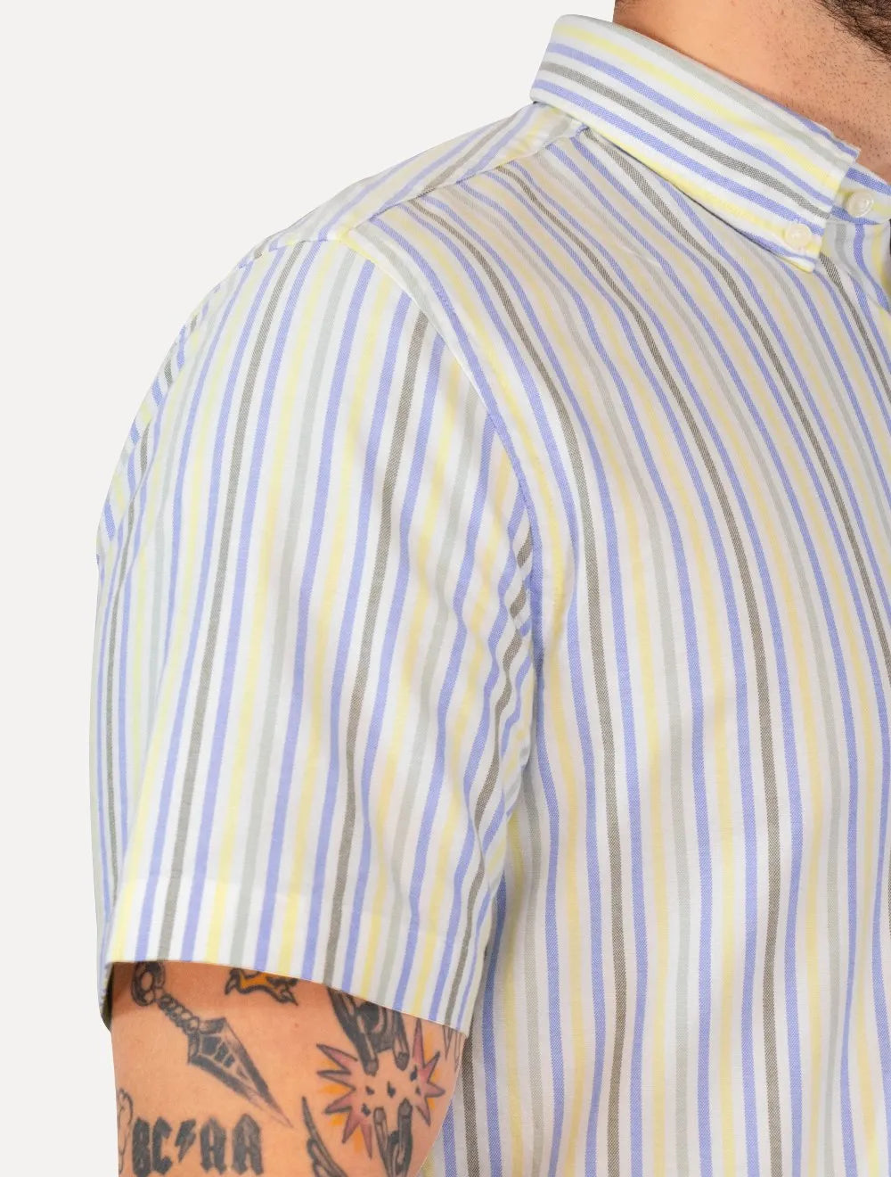 Camisa Tommy Hilfiger Masculina Manga Curta Regular Oxford Multi Stripes Amarela