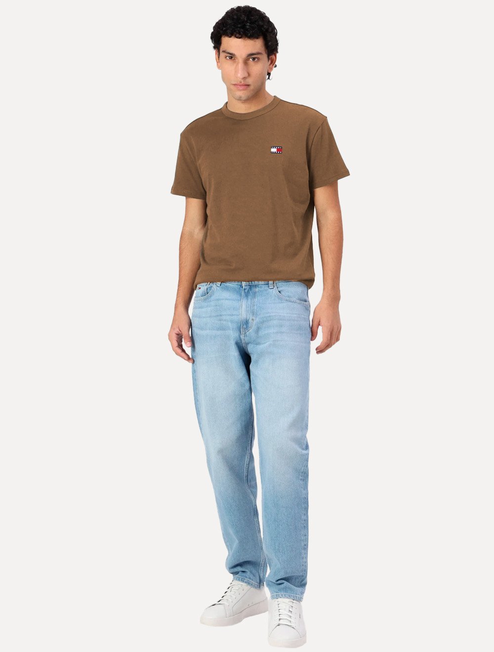 Camiseta Tommy Hilfiger Masculina Regular Badge Logo Tee Marrom