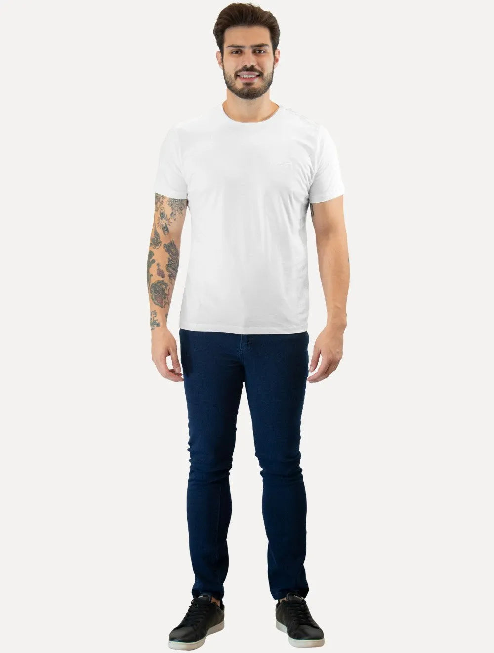 Camiseta Guess Masculina Bordado Peito Branca