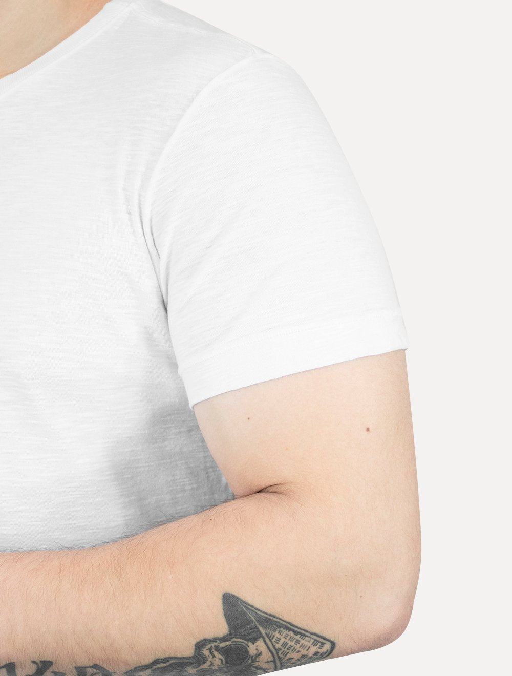Camiseta Osklen Masculina Slim Rough Osksurf Handmade Branca