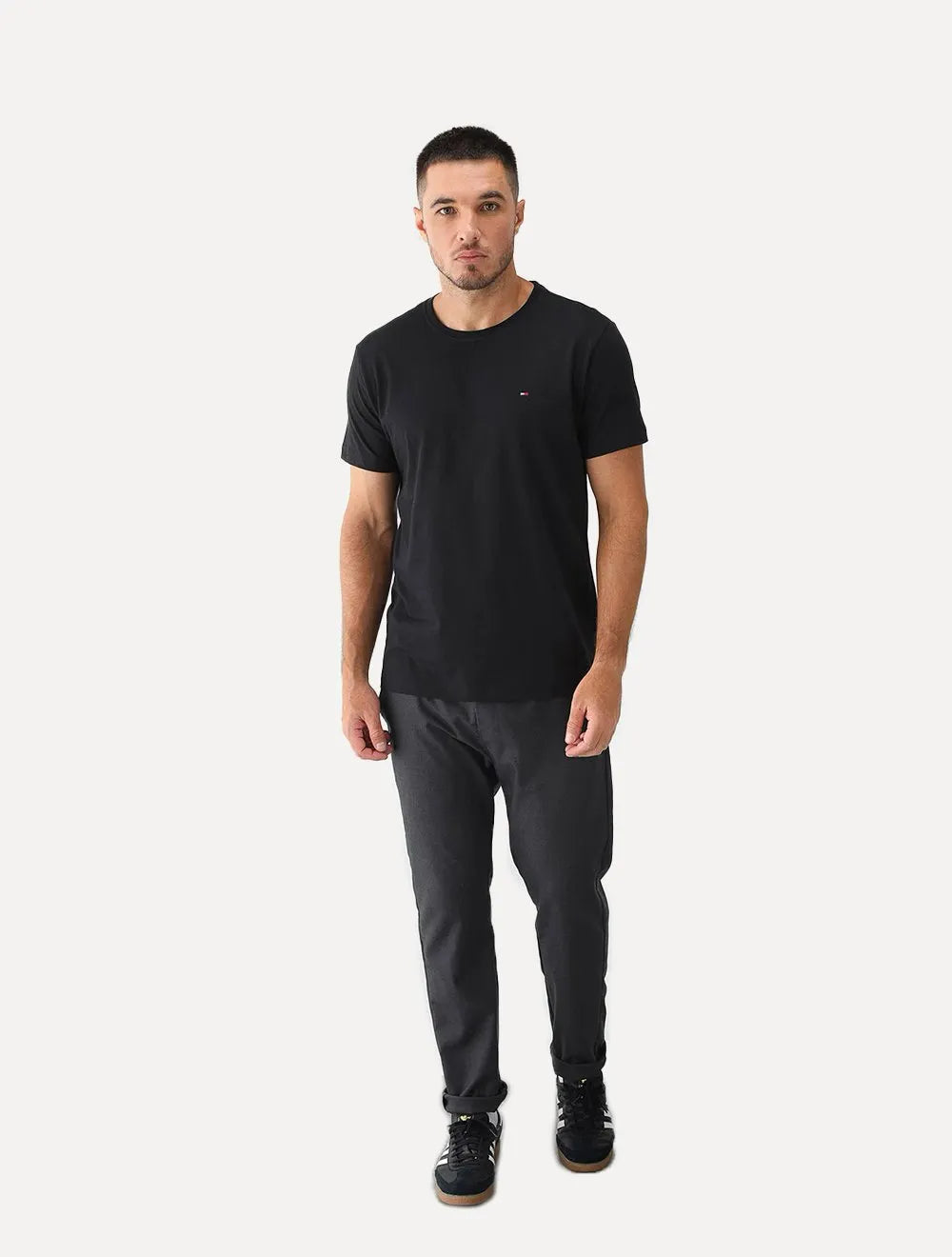 Camiseta Tommy Hilfiger Masculina Essential Cotton Preta