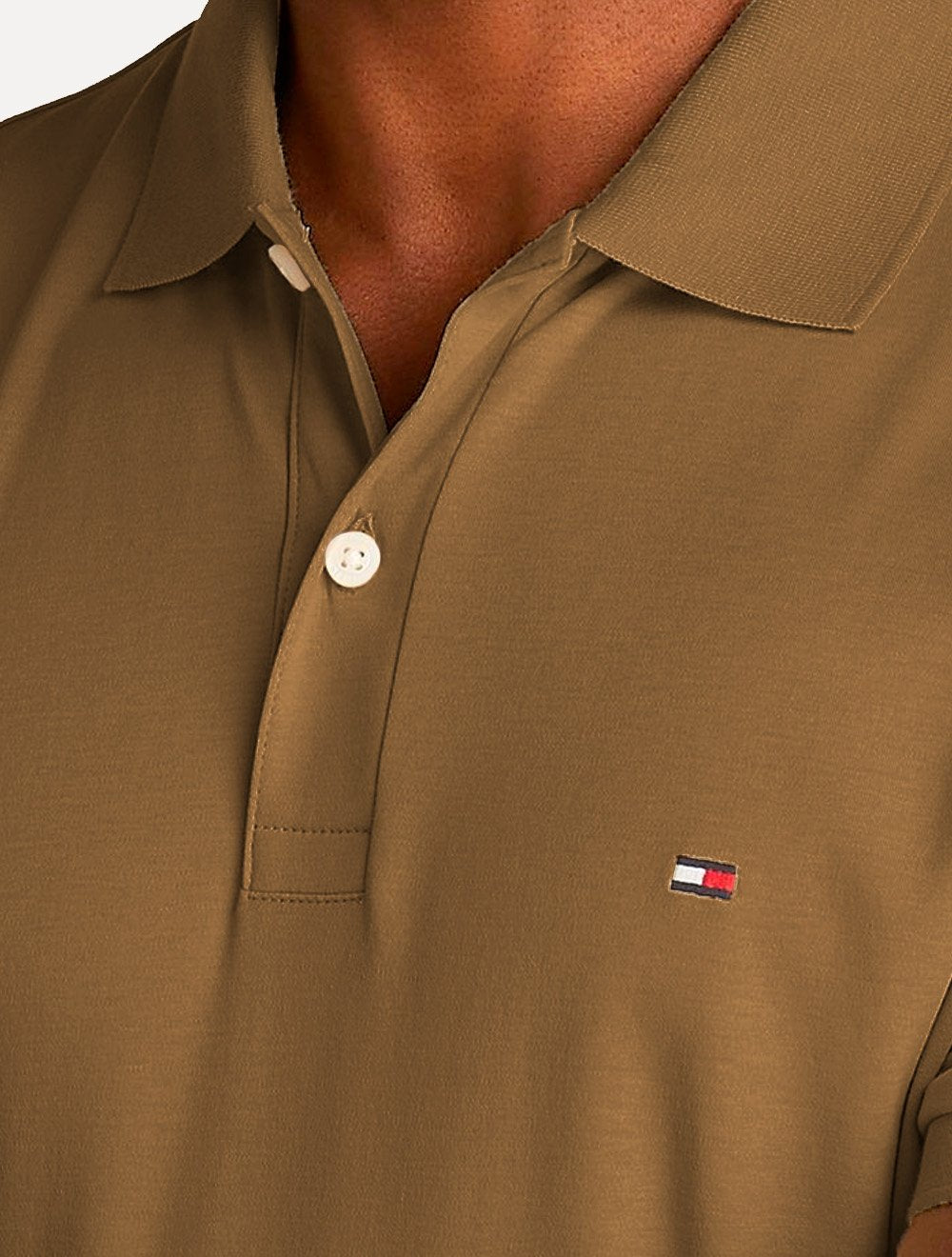 Polo Tommy Hilfiger Masculina Malha Liquid Cotton Seasonal Caqui Caramelo