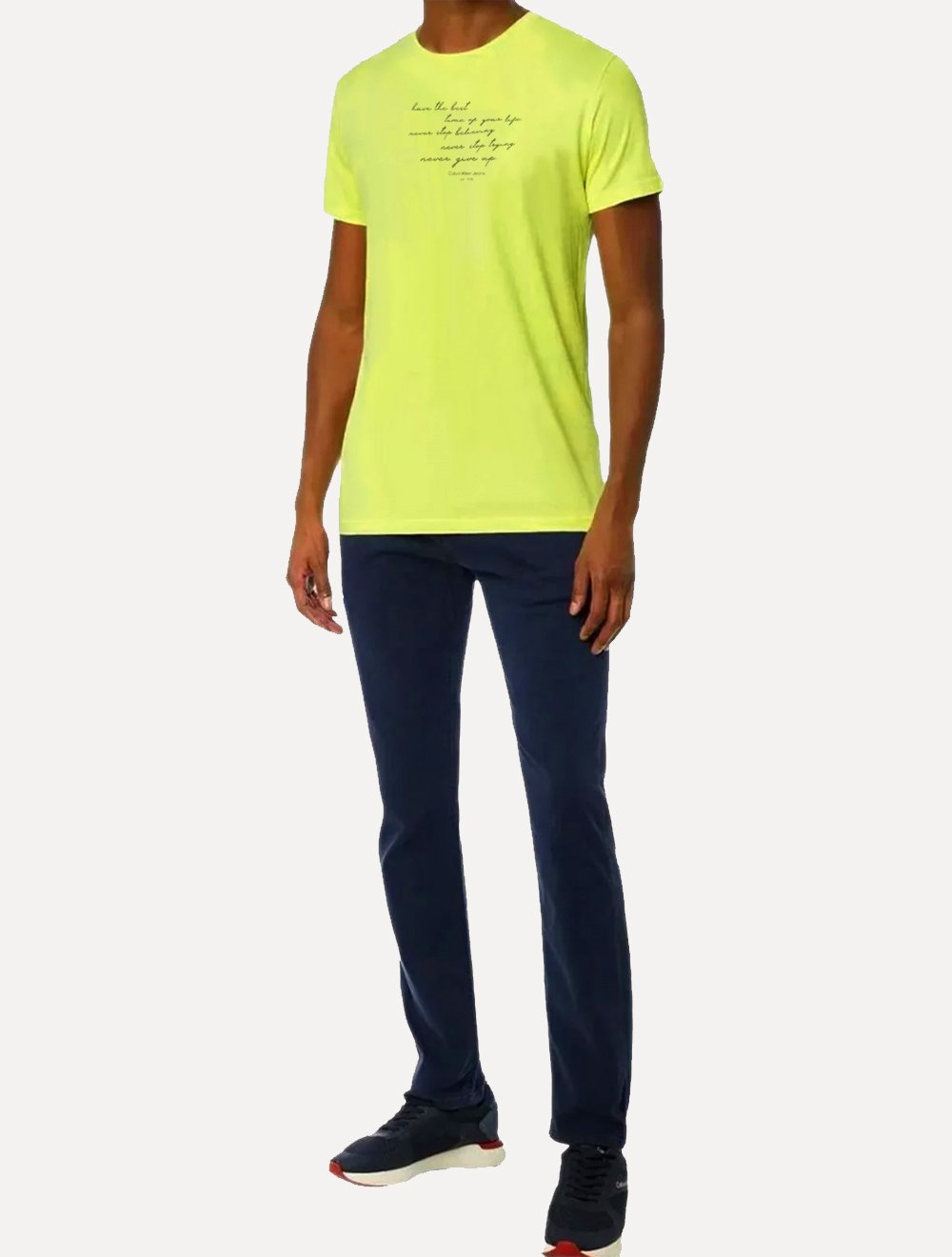 Camiseta Calvin Klein Jeans Regular Never Give Up Amarelo Claro