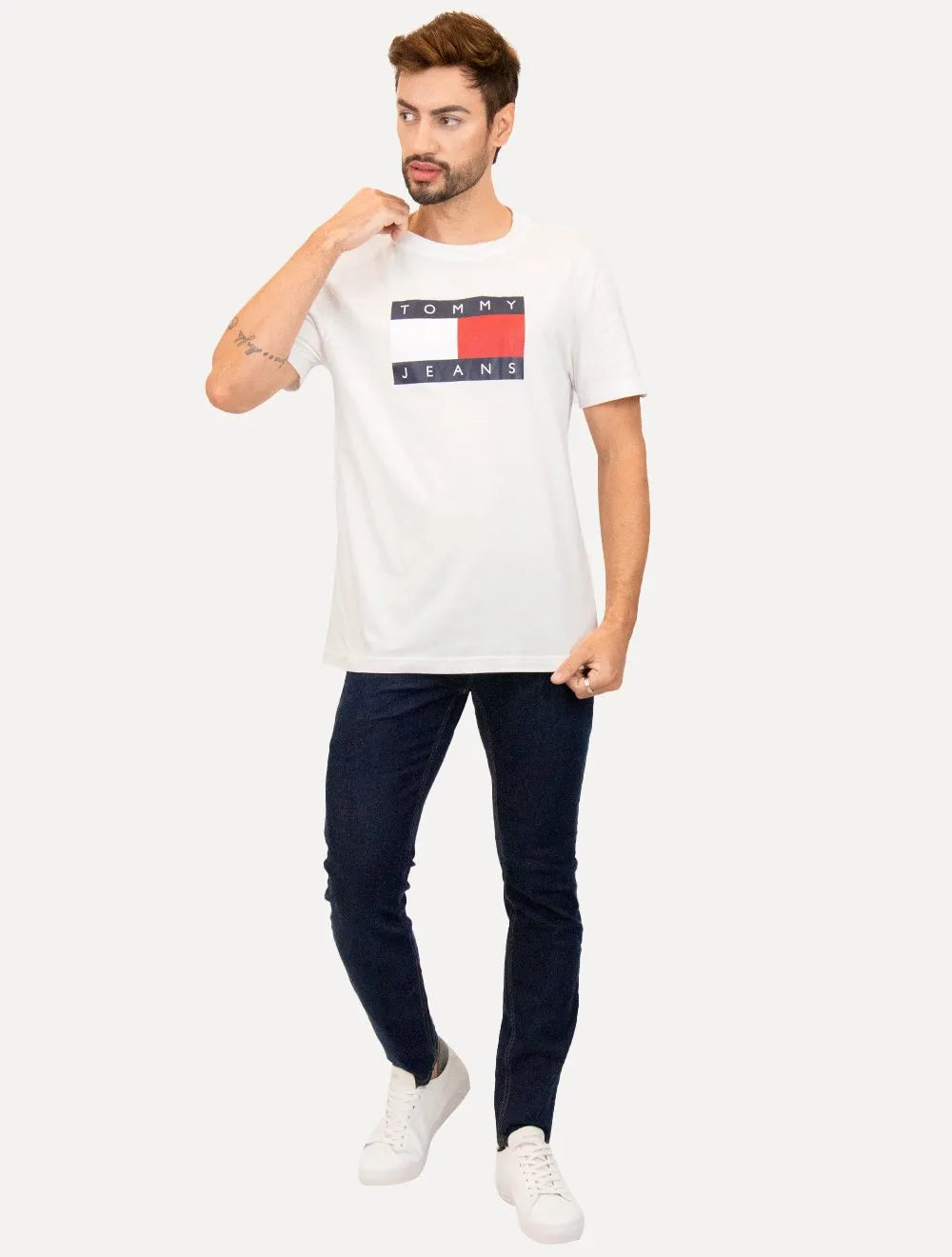 Camiseta Tommy Jeans Masculina Regular Skate Flag Branca