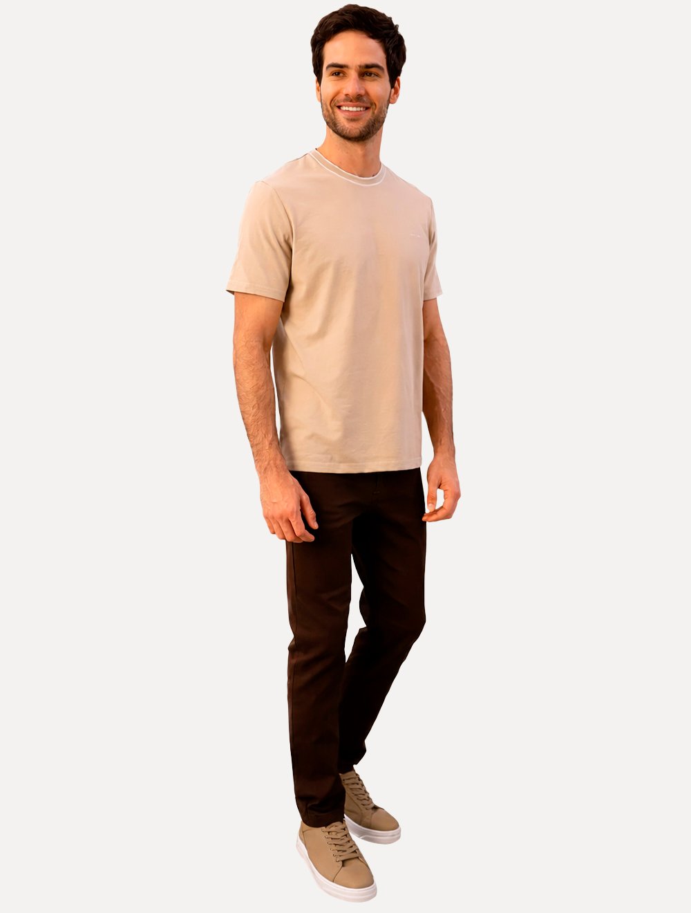 Camiseta Calvin Klein Masculina Gola Alta Friso Logo Bordado Cáqui Claro