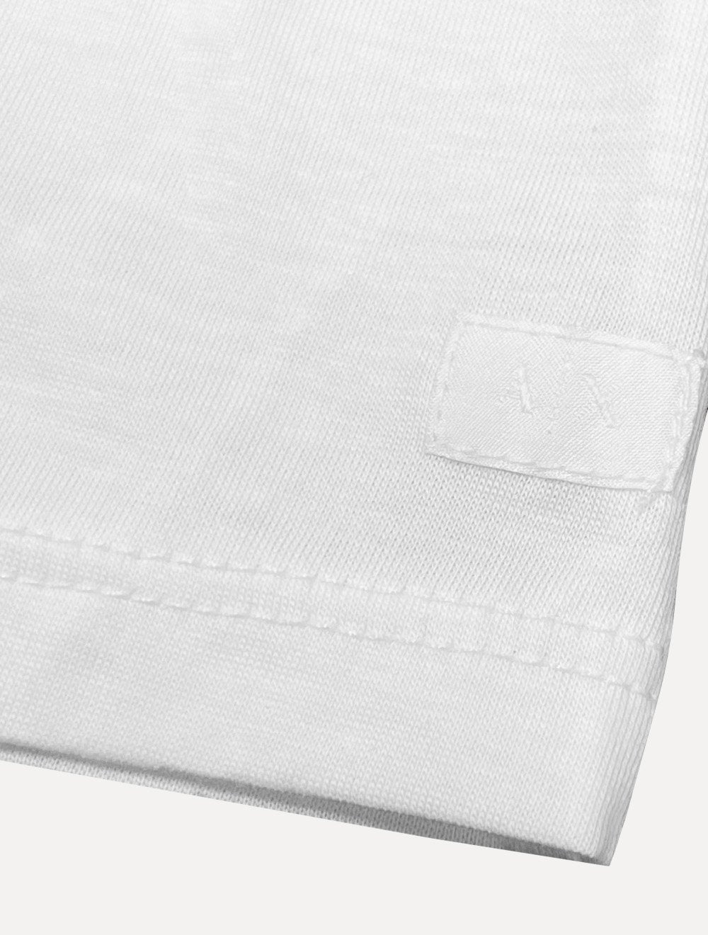 Camiseta Armani Exchange Masculina Slim Fit em Cotton Pima Branca