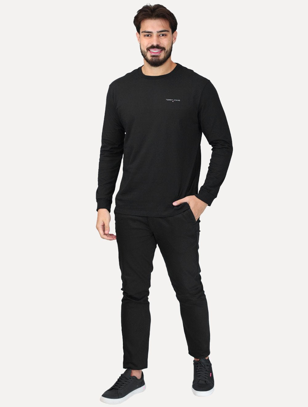 Camiseta Tommy Jeans Masculina Slim Manga Longa Linear Chest Preto