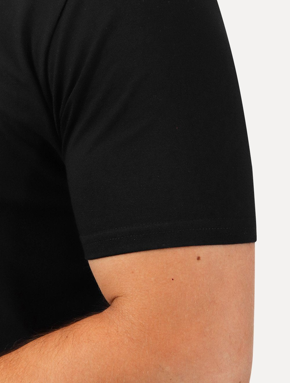 Camiseta King & Joe Masculina Signature Circle Estd 2013 Preta