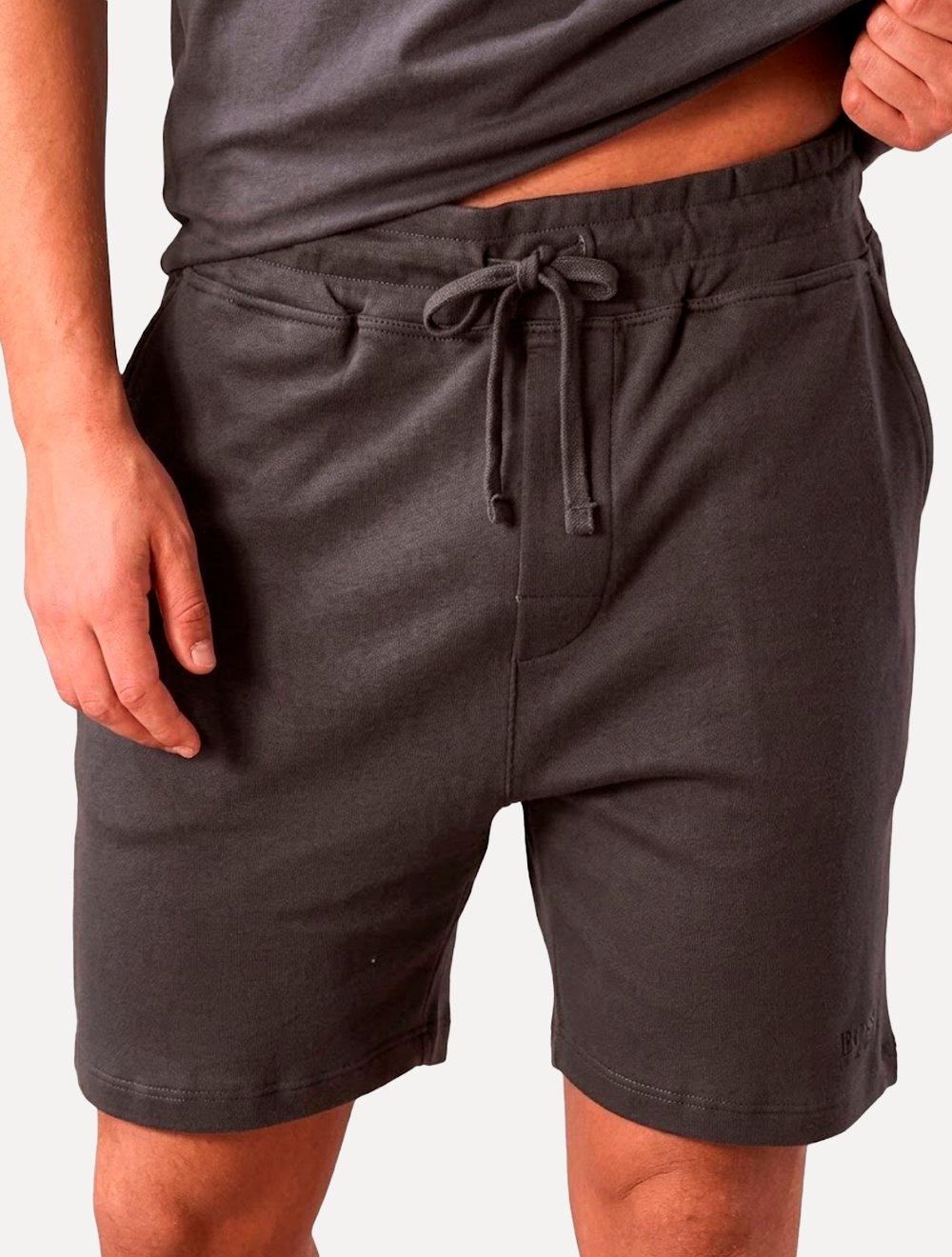 Bermuda Calvin Klein Masculina Suedine CK Logo Chumbo