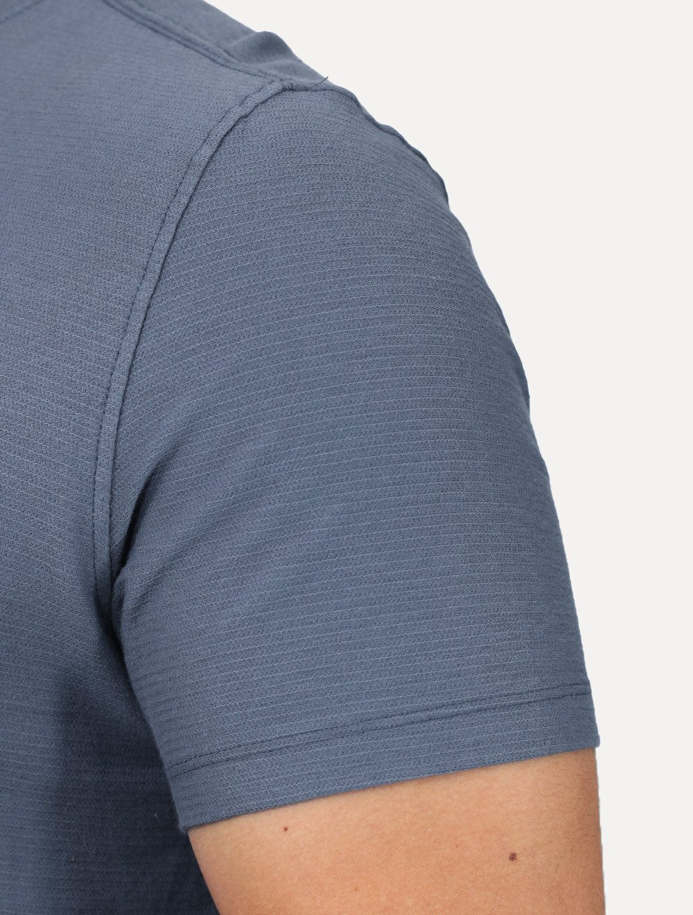 Camiseta Dudalina Regular Fit Jacquard Listras Azul Médio