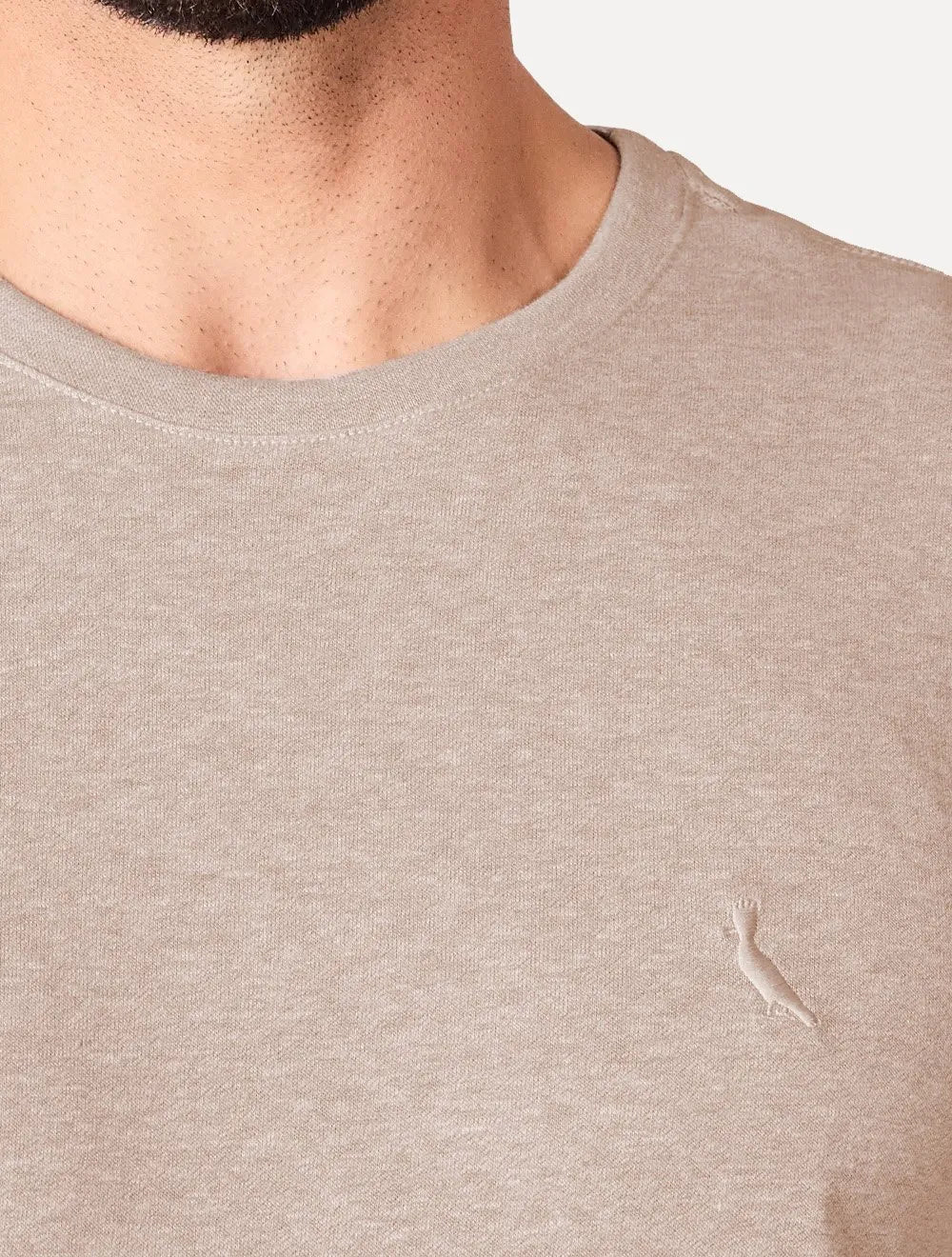 Camiseta Reserva Masculina Slim Malha Pêssego Cáqui Mescla