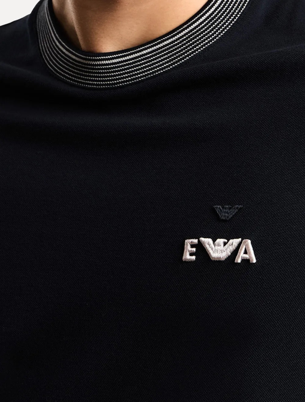 Camiseta Emporio Armani Masculina Pique Light Logo EA Bordado Azul Marinho