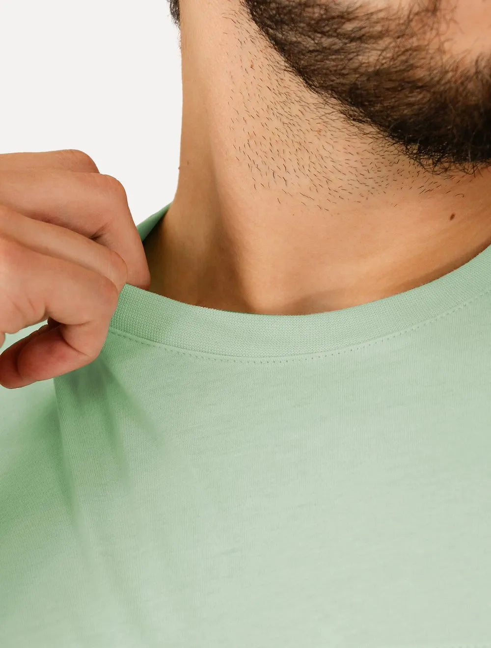 Camiseta Tommy Hilfiger Masculina Chest Insert Logo Verde Claro