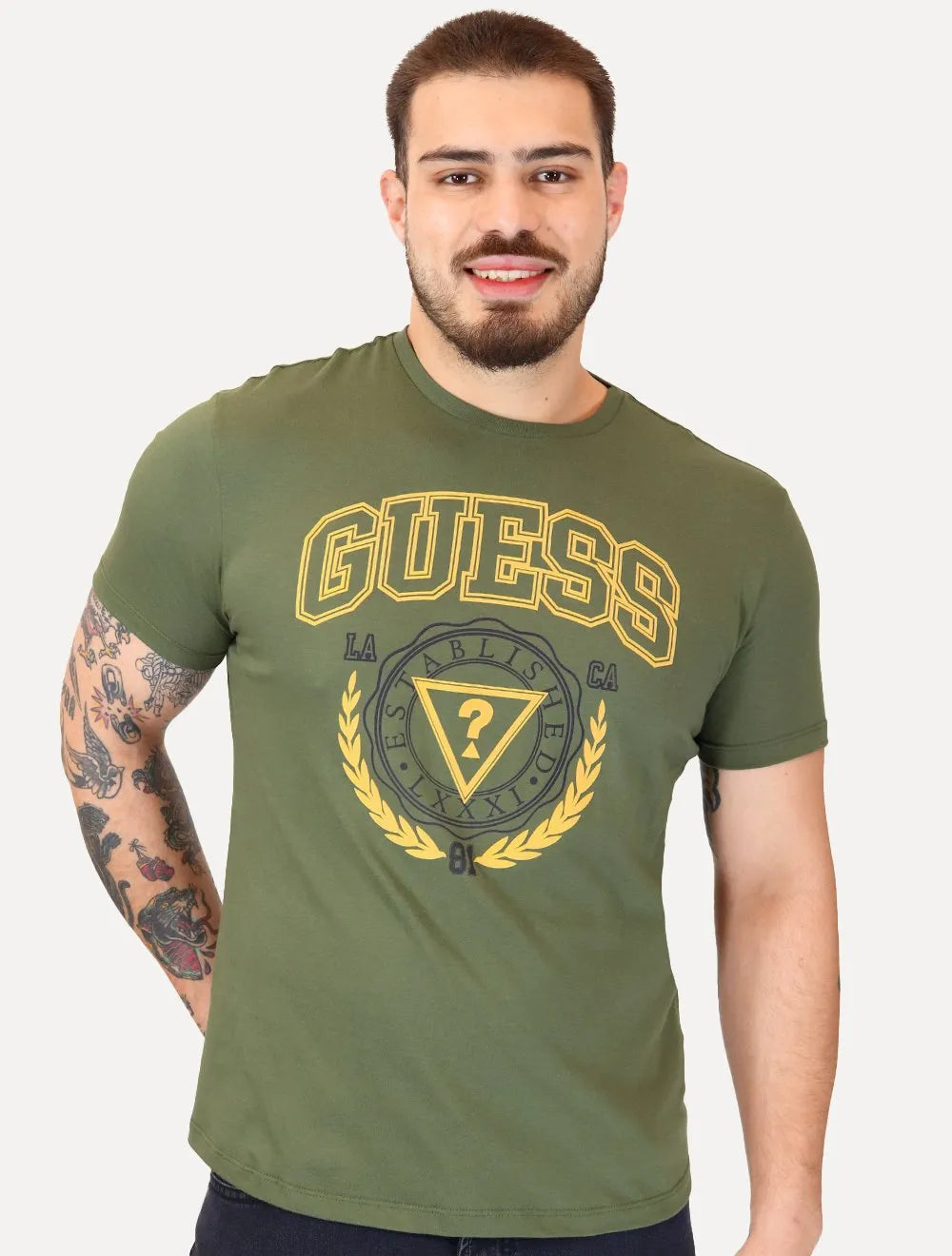 Camiseta Guess Masculina Silk Arc Laurel Verde Militar