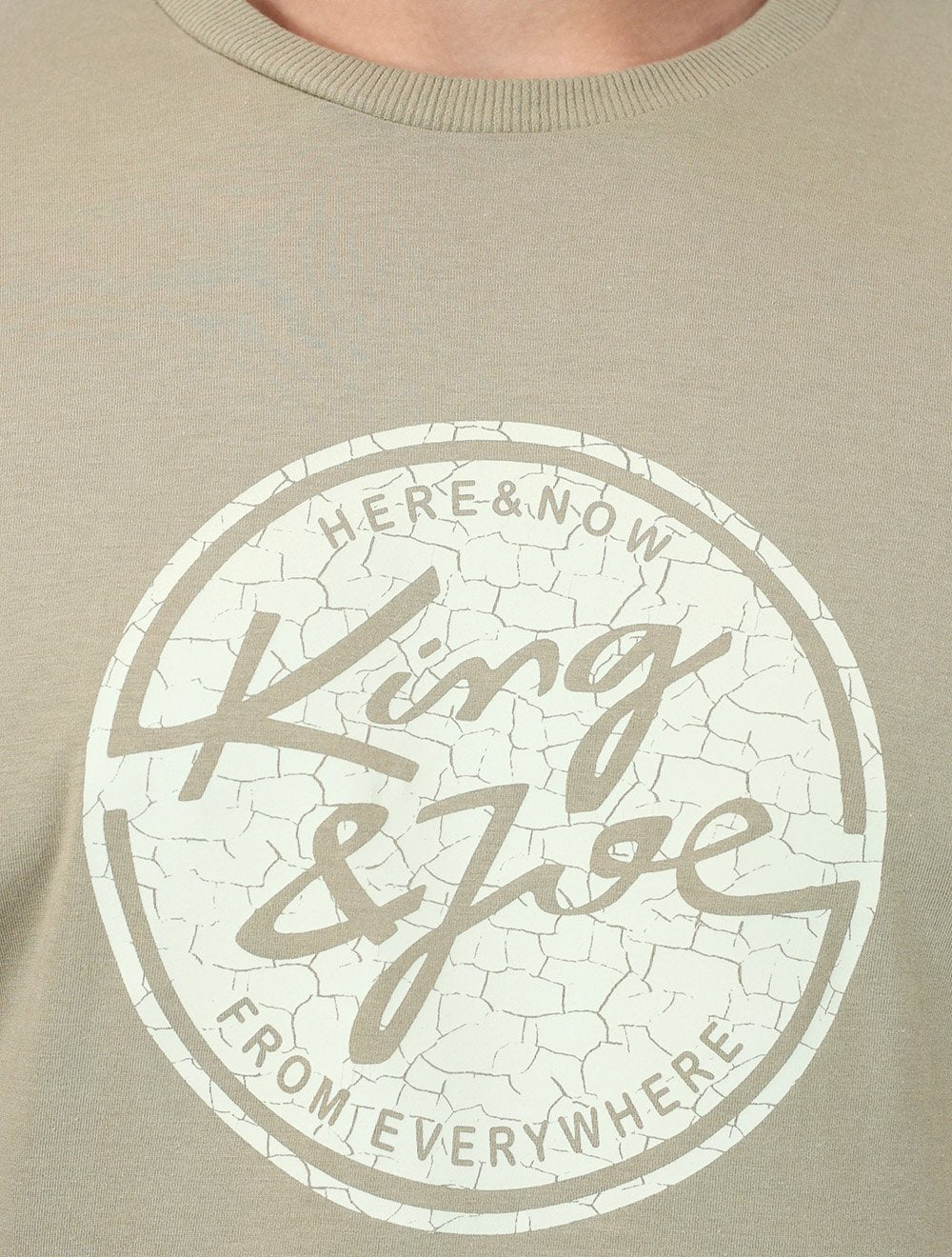 Camiseta King & Joe Masculina Circle Cracked Cáqui