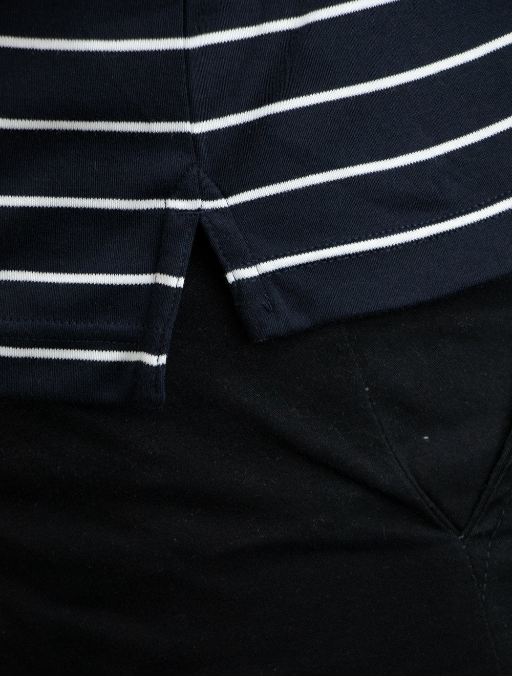 Polo Tommy Hilfiger Masculina Malha Liquid Cotton Striped Azul Marinho