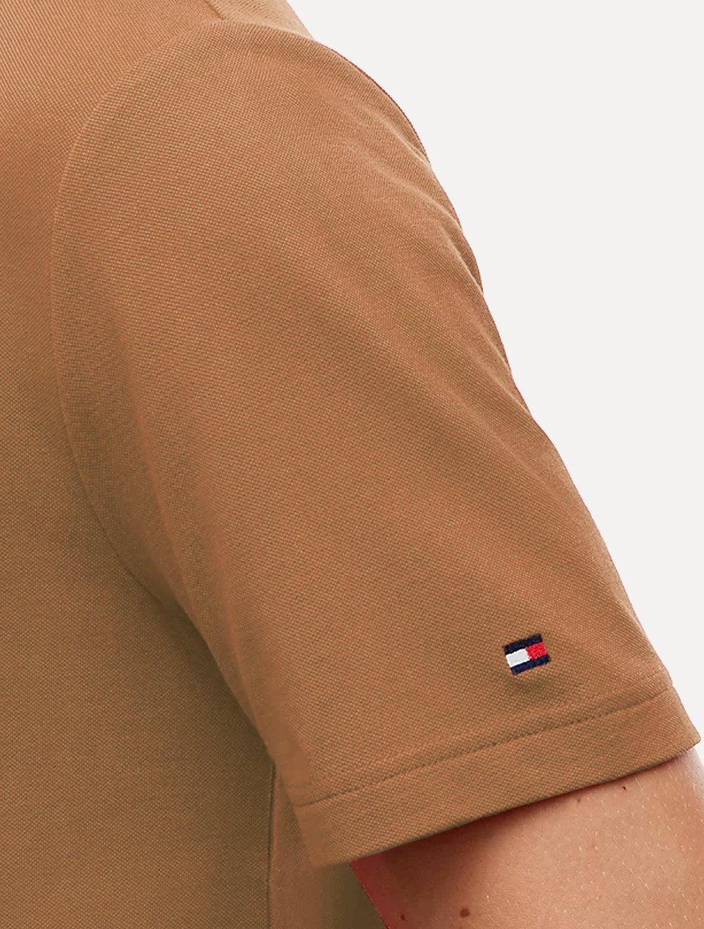 Camiseta Tommy Hilfiger Masculina Regular Piquet Pocket Marrom
