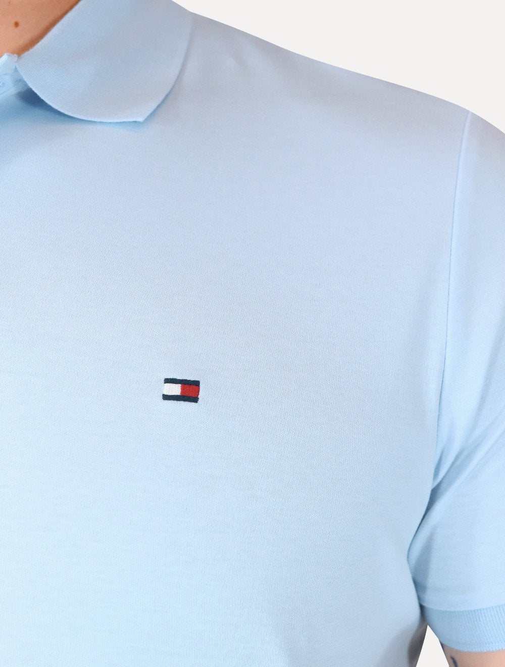 Polo Tommy Hilfiger Masculina Malha Liquid Cotton Seasonal Azul Caribe
