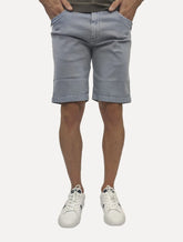 Bermuda Dudalina Masculina Jeans Slim 5 Pockets Tinturada Azul Claro