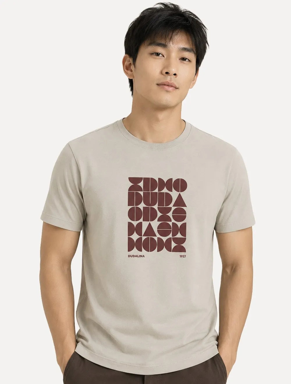 Camiseta Dudalina Masculina Comfort Estampada Geo Letters Cáqui Claro