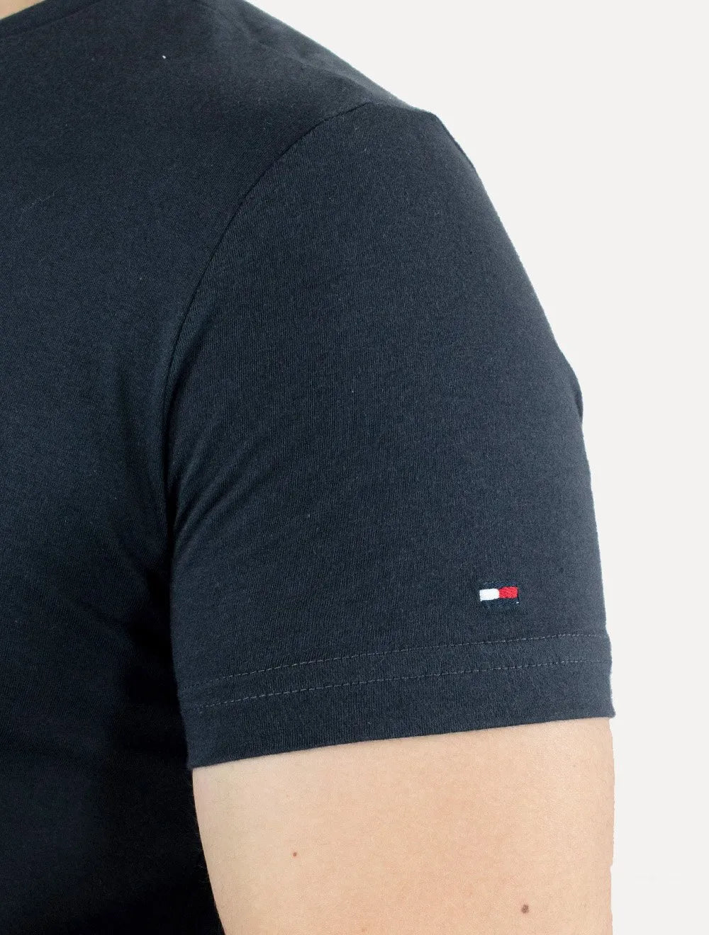 Camiseta Tommy Hilfiger Masculina Center Stack Azul Marinho