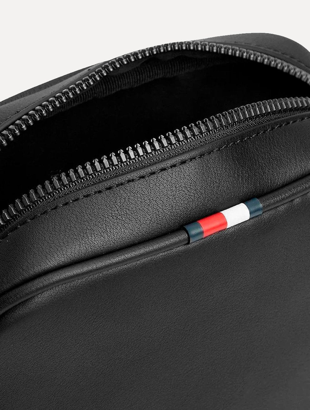Bolsa Tommy Hilfiger Masculina Foundation Mini Reporter Preta