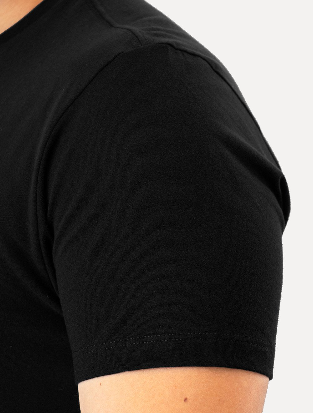 Camiseta Guess Masculina Los Angeles Skyscraper Preta
