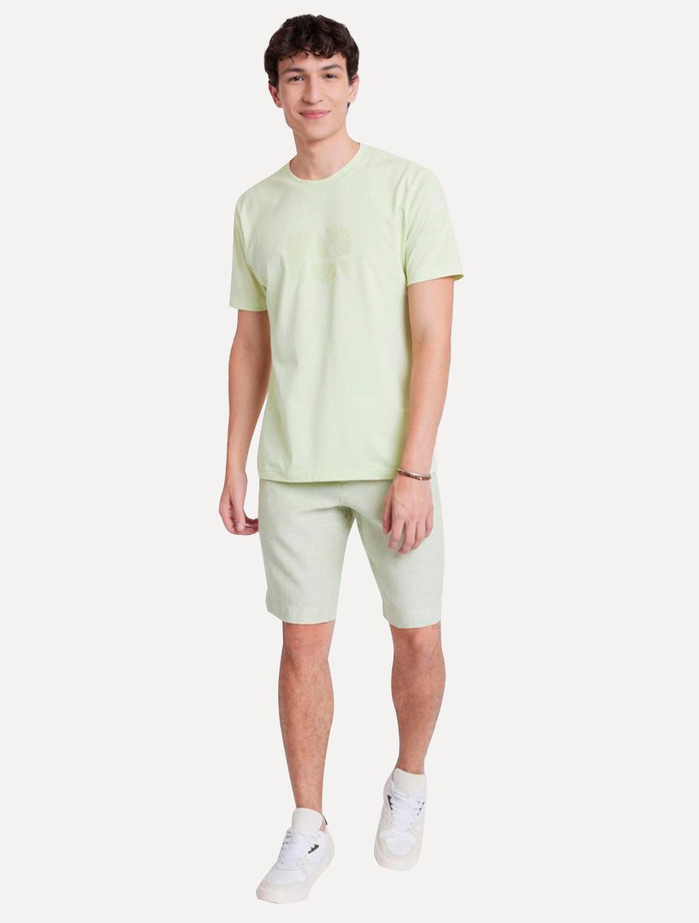 Camiseta Aramis Masculina Estampa Logo Rabisco Verde Claro
