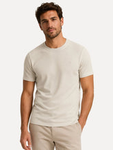 Camiseta Individual Masculina Slim Piquet Cáqui Claro