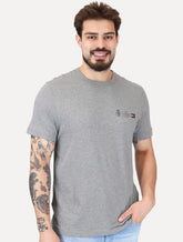 Camiseta Tommy Hilfiger Masculina Regular Small Crest Outline Cinza Mescla