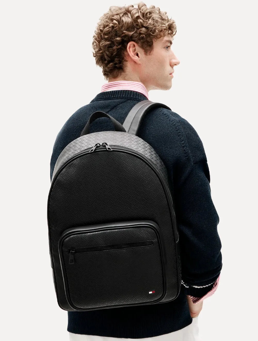Mochila Tommy Hilfiger Embossed Flag Curve Preta