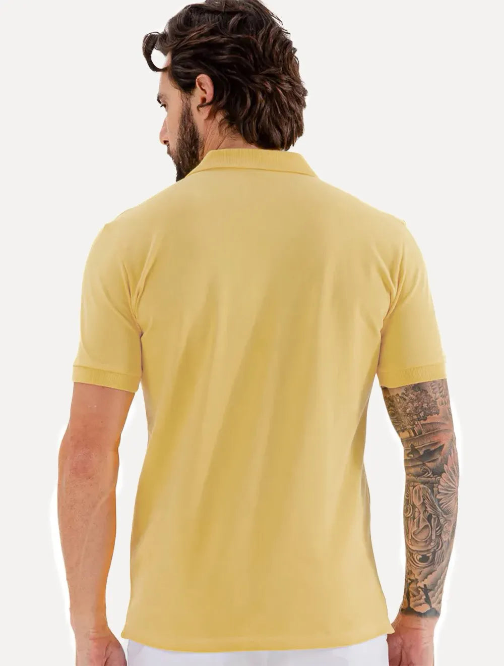 Polo King & Joe Masculina Piquet Regular Brown Logo Amarela