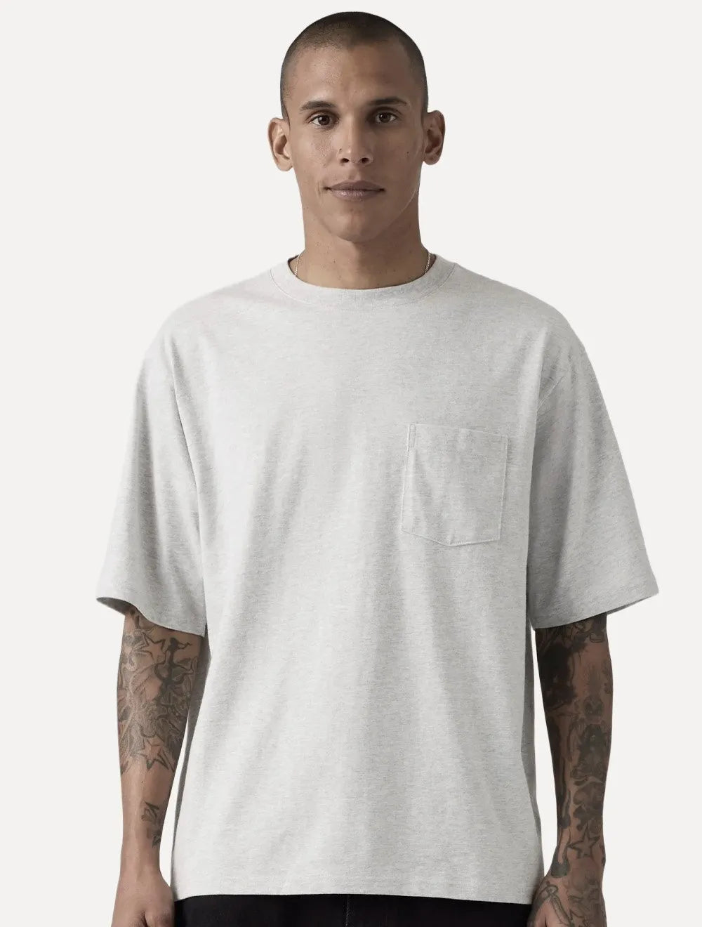 Camiseta Levis Masculina Relaxed Lisa Pocket Cinza