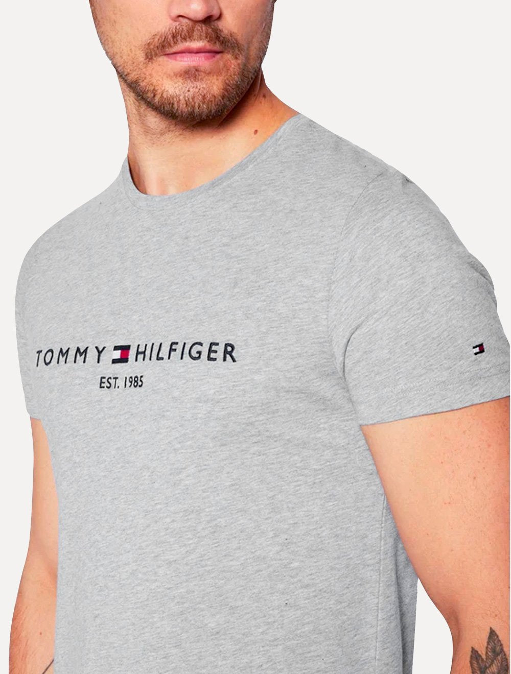 Kit Camisetas Tommy Hilfiger | Masculina Core Logo Tee Cinza/Preta