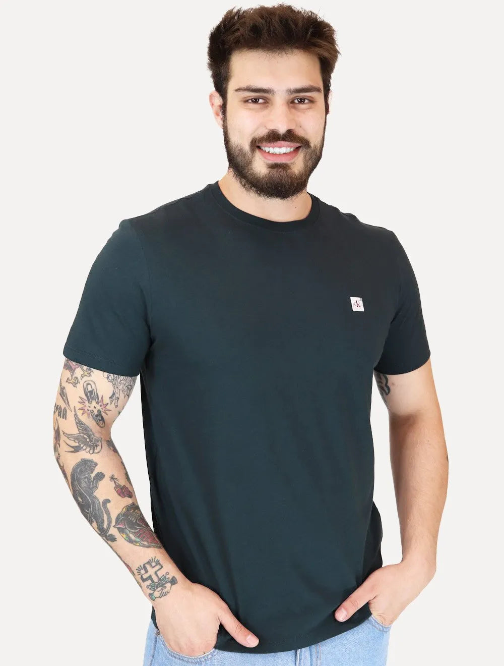 Camiseta Calvin Klein Jeans Masculina CK Embroidery Patch Azul Marinho