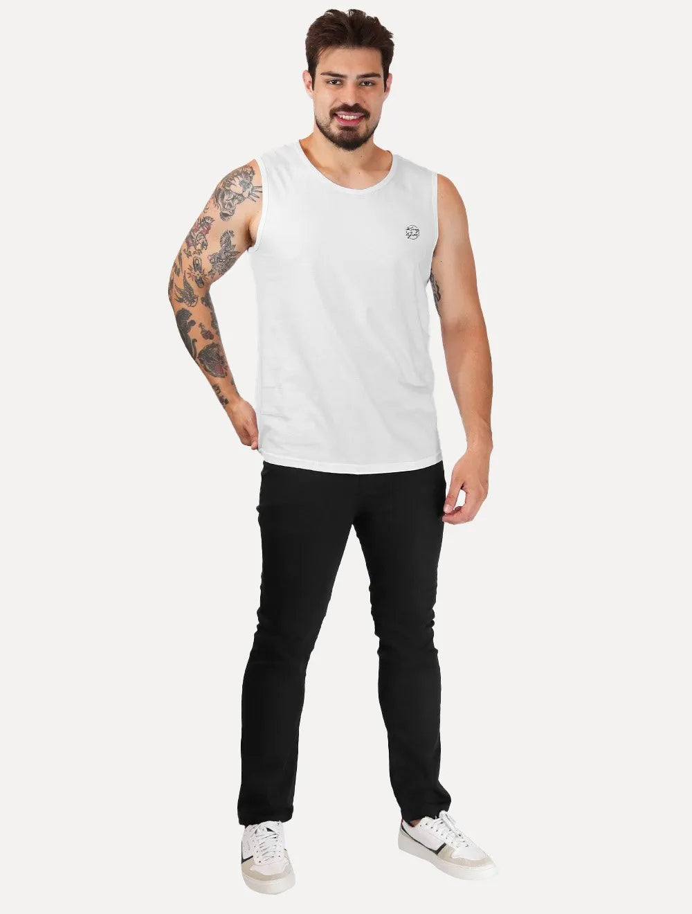 Regata King & Joe Masculina Logomania Circle Script Peito Branco