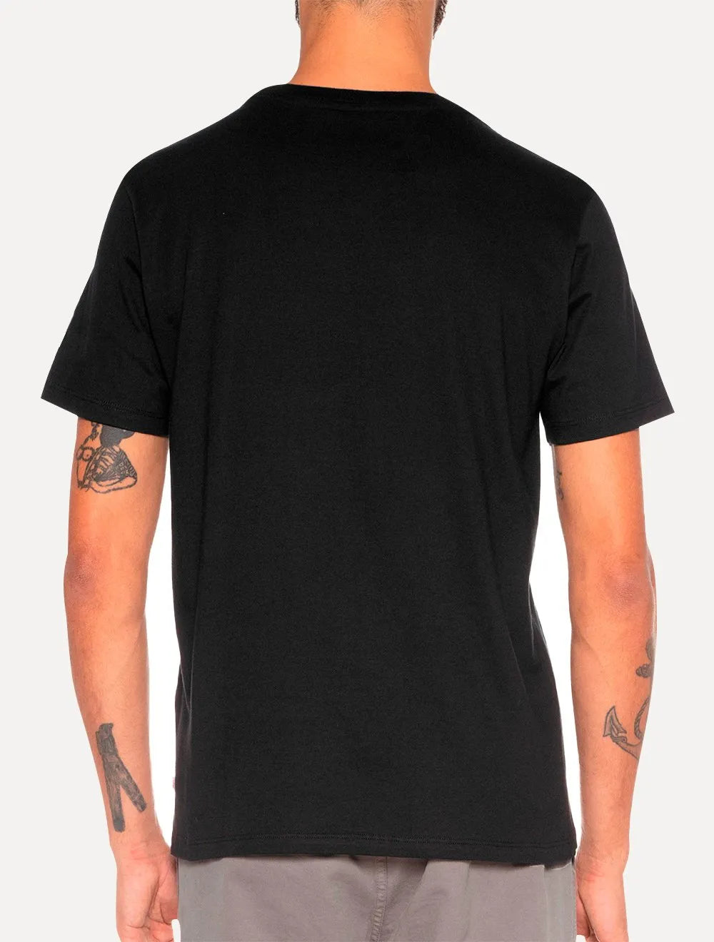 Camiseta Levis Masculina Standard Landscape Graphic Preta