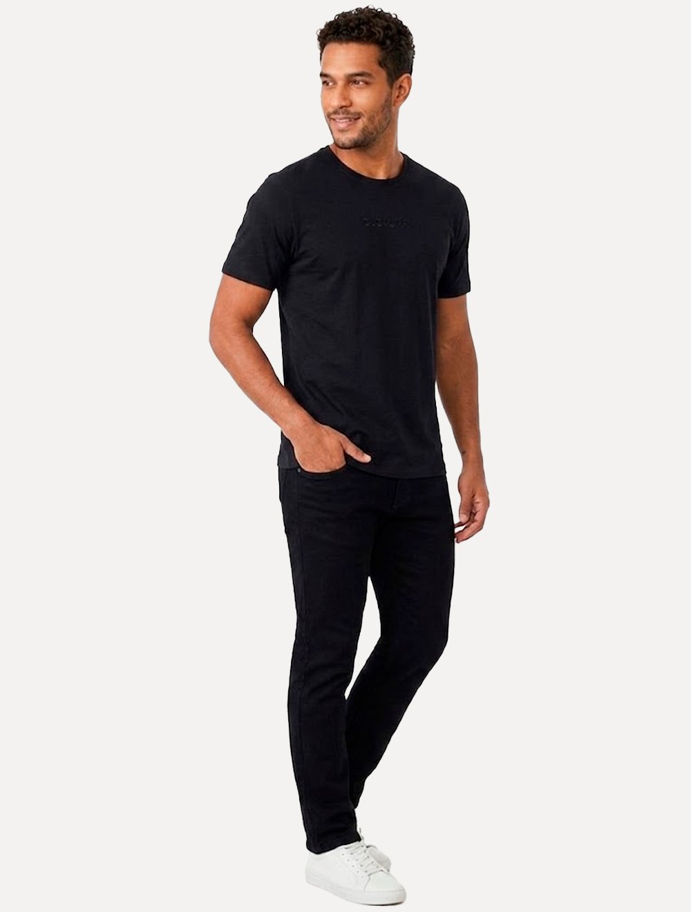 Camiseta Dudalina Masculina Regular Rubber Center Preta
