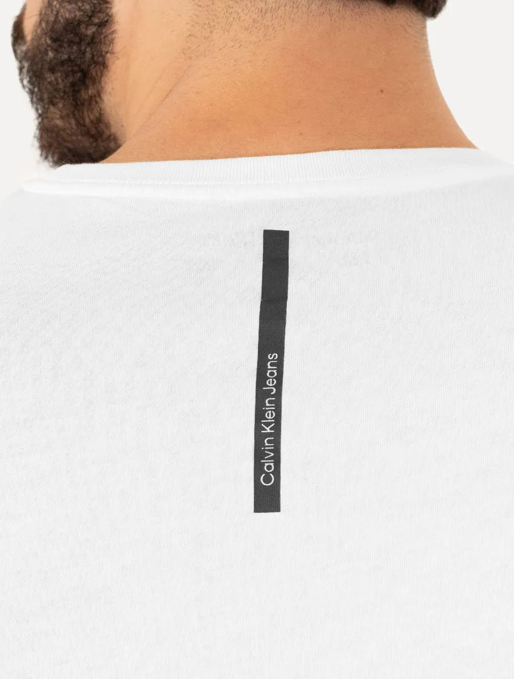 Camiseta Calvin Klein Jeans Masculina Dark Square Branca