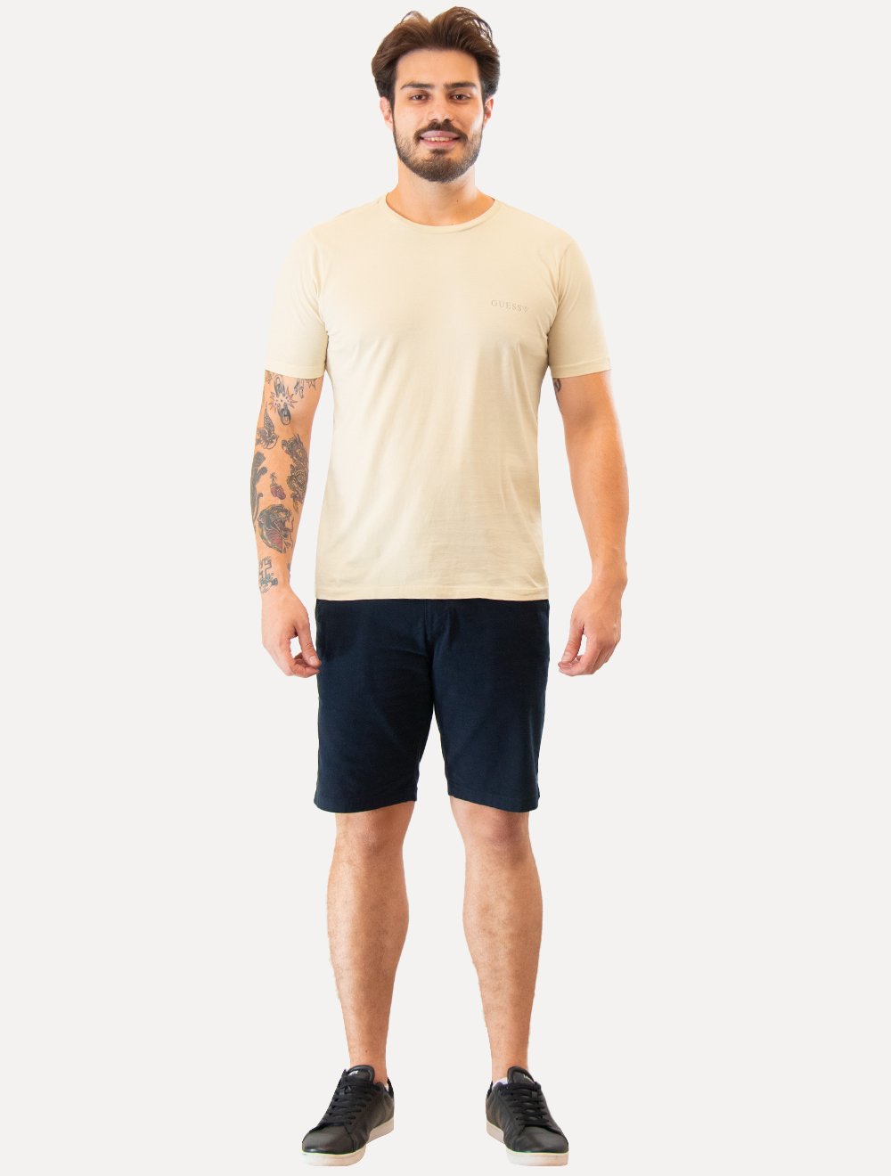 Camiseta Guess Masculina Small Silk Logo Off-White