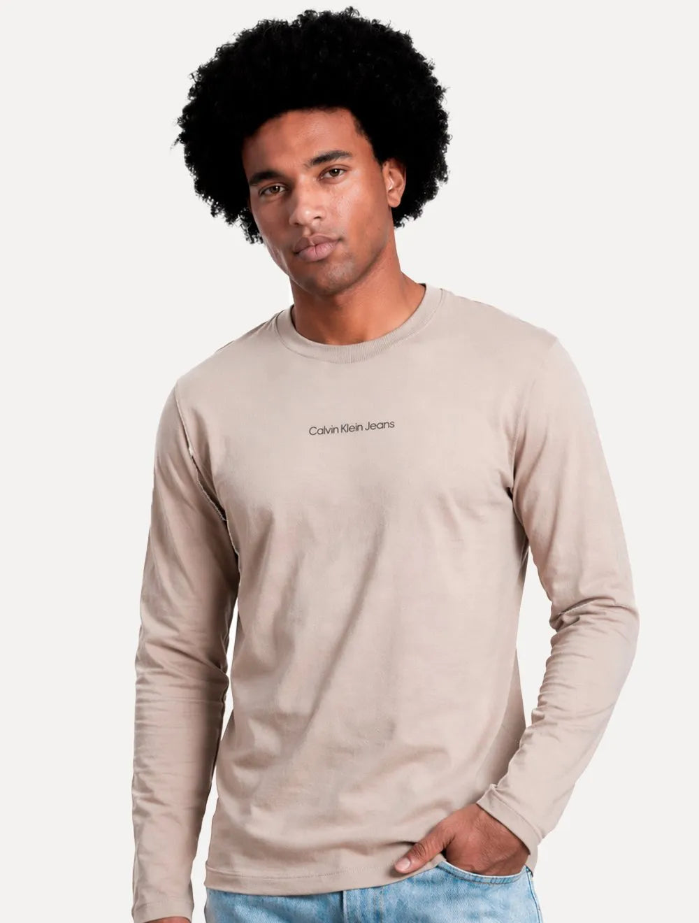 Camiseta Calvin Klein Jeans Masculina Manga Longa Institutional Cáqui Claro