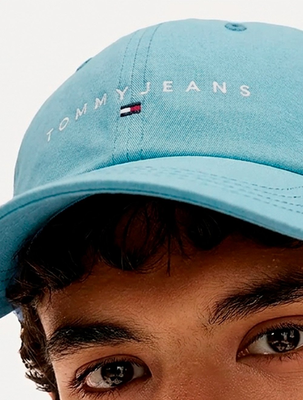 Boné Tommy Jeans Masculino Linear Logo Azul Claro
