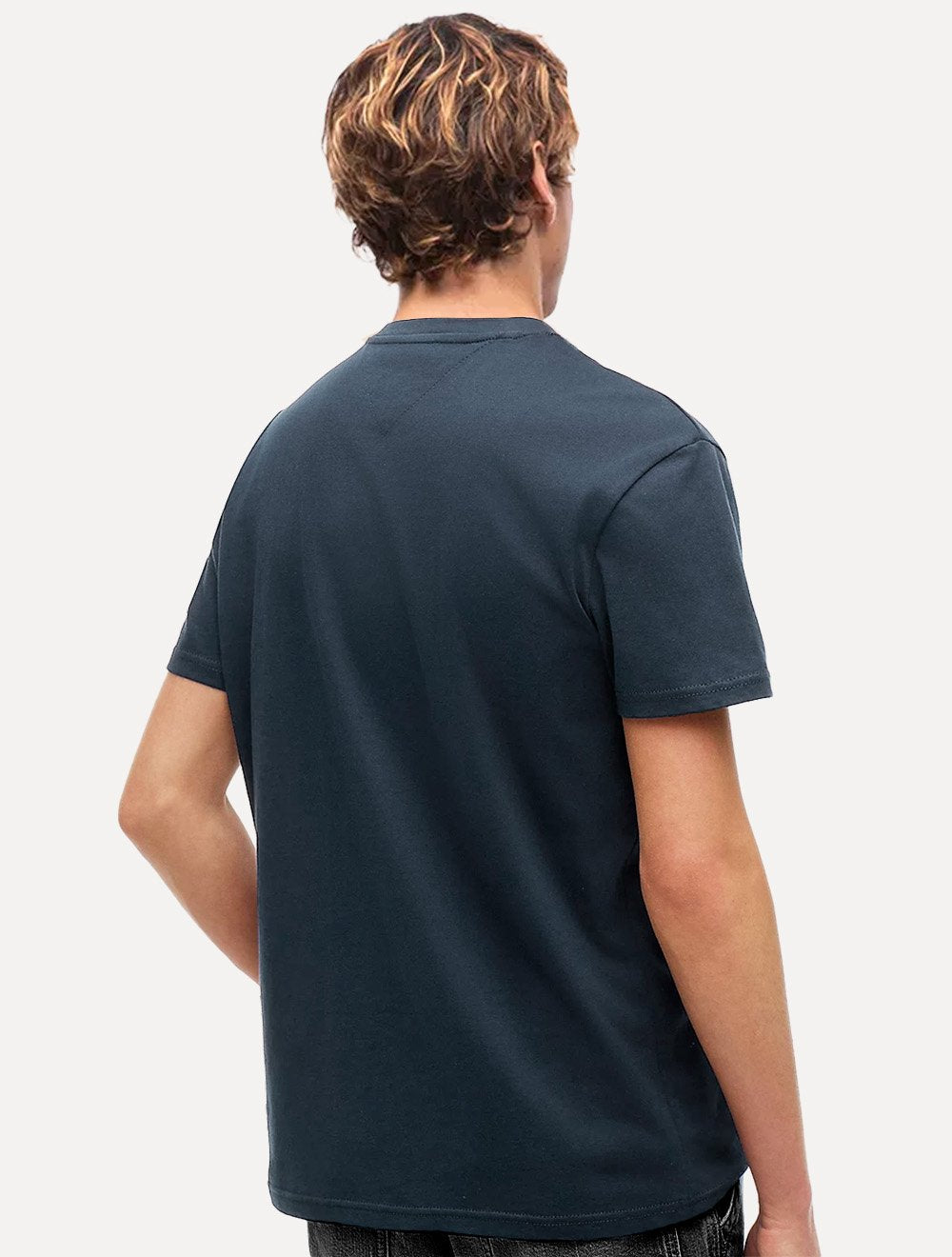 Camiseta Tommy Jeans Masculina Slim Linear Chest Azul Marinho