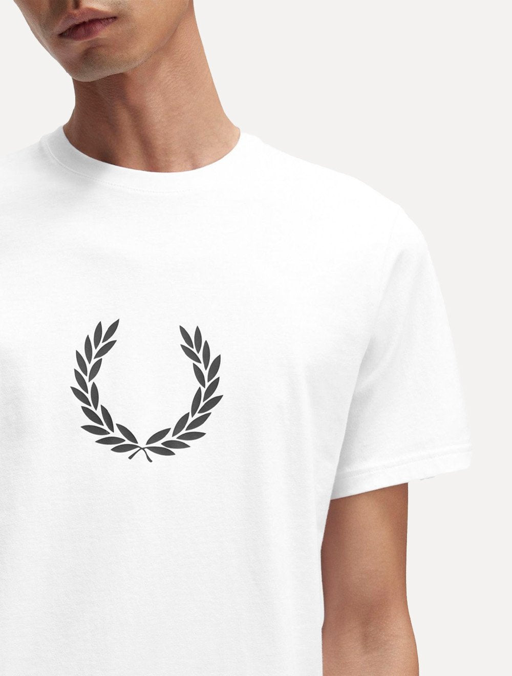 Camiseta Fred Perry Masculina Regular Laurel Wreath Graphic Branca