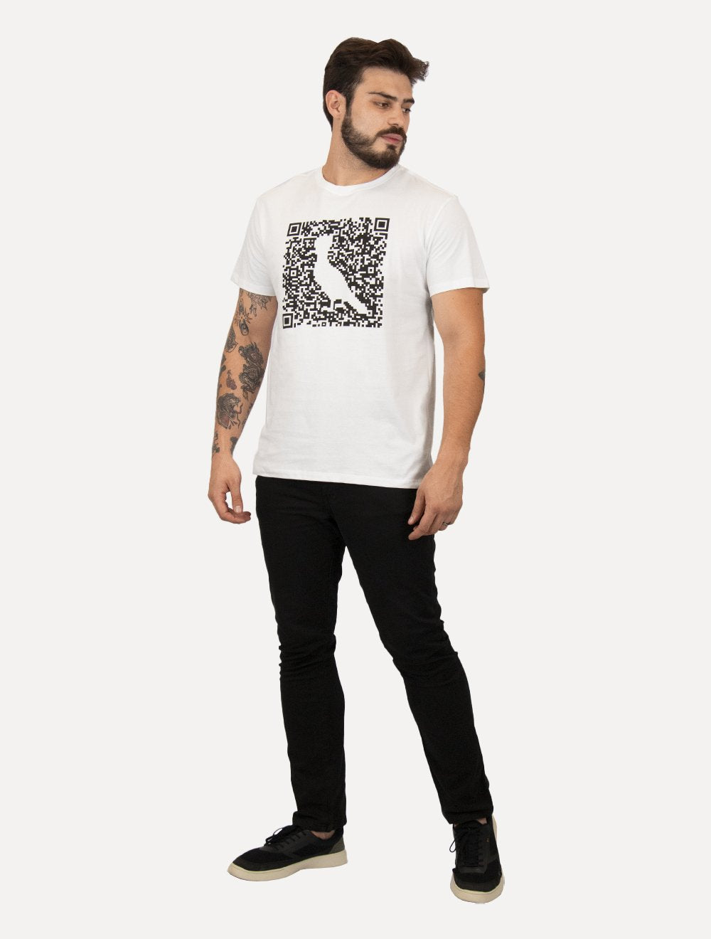 Camiseta Reserva Masculina Regular Greenk QR Code Branca