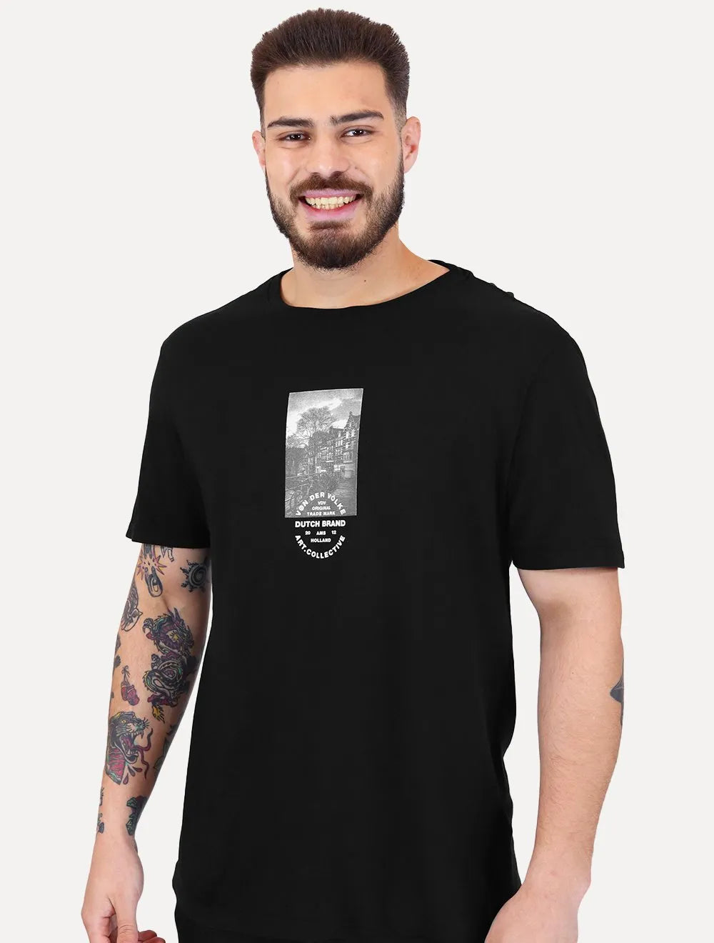 Camiseta Von der Volke Masculina Origineel AMS Holland Preta