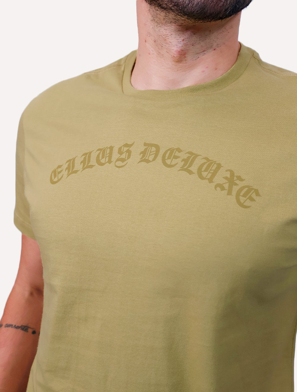 Camiseta Ellus Masculina Cotton Fine Deluxe Gothic Classic Mostarda