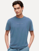 Camiseta Tommy Jeans Masculina Frontal Linear Logo Azul Claro