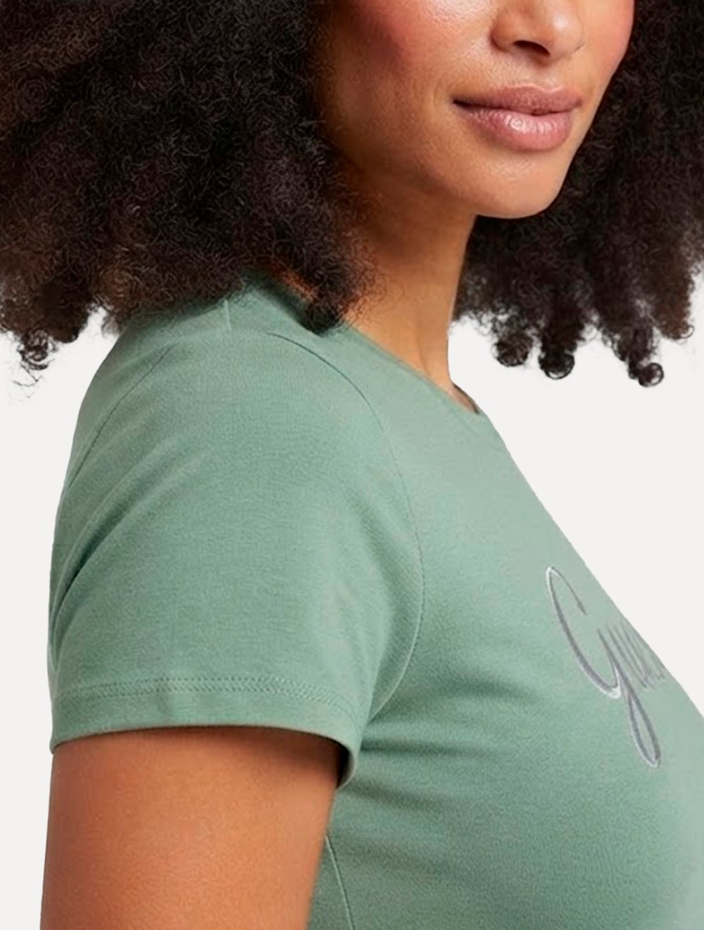 Camiseta Guess Feminina Signature Embroidery Logo Verde Claro